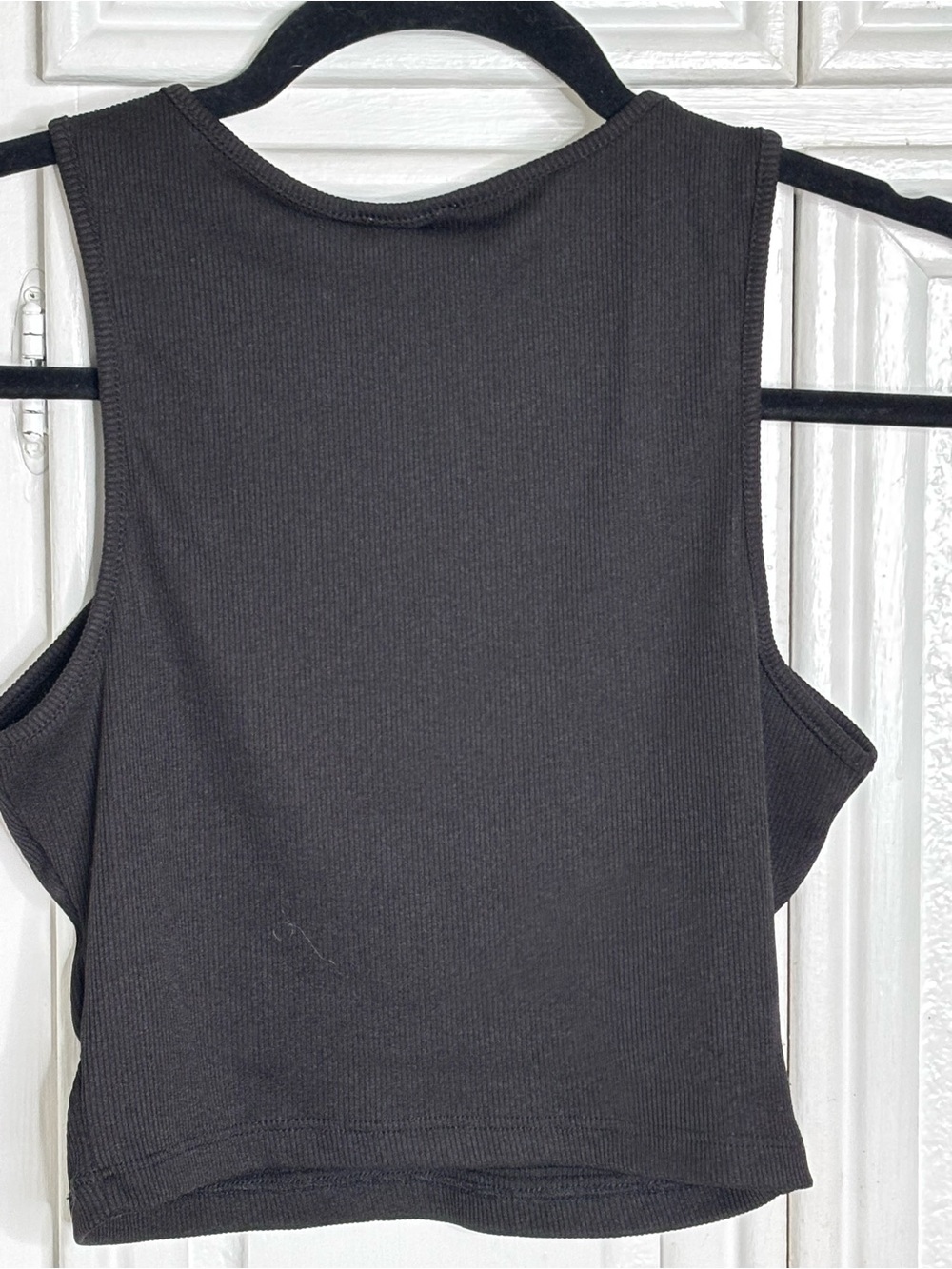 Princess Polly Black Ribbed High-Neck Tank sz 6 - Picture 3 of 9